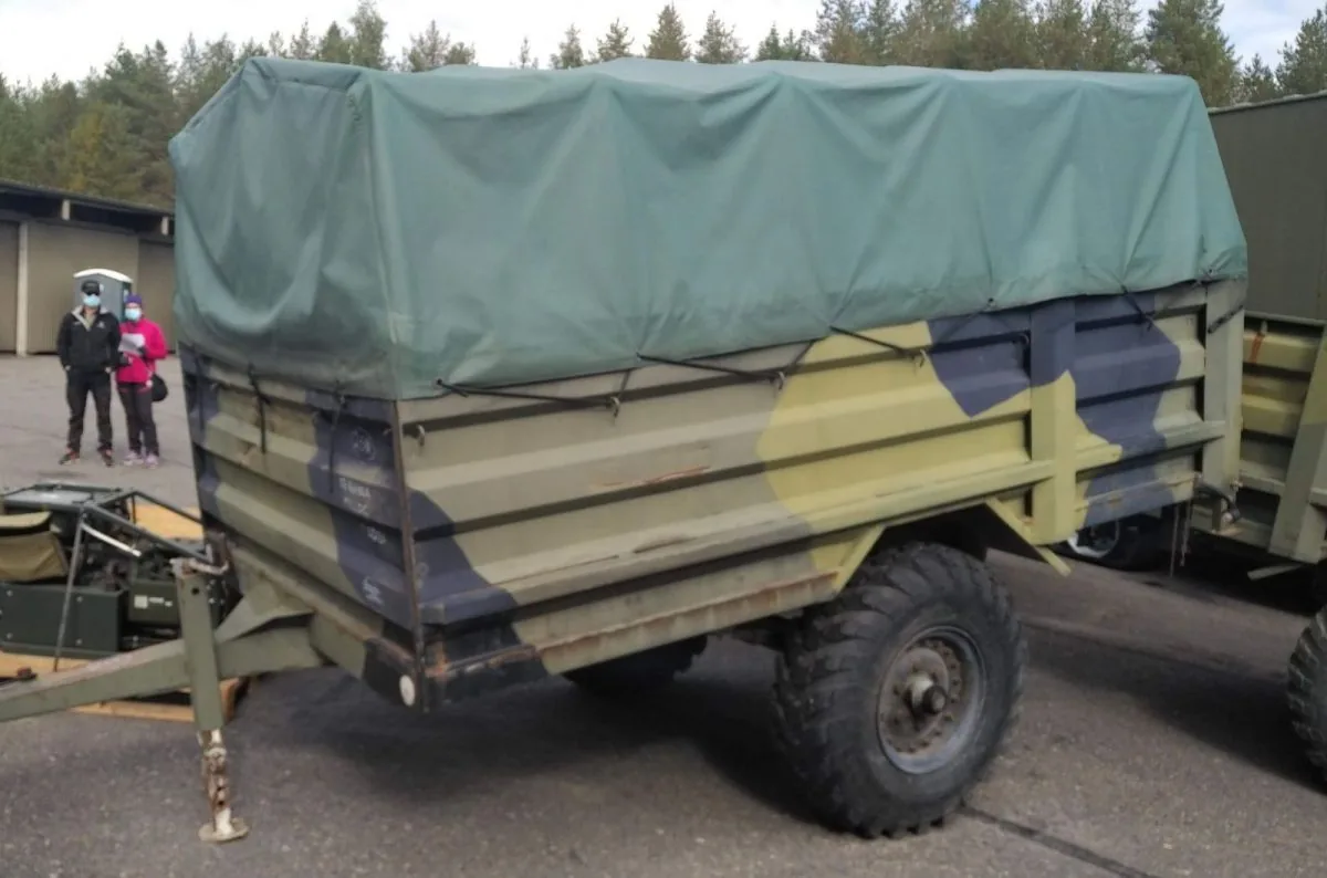 TRAILER HÄGGLUNDS BV 206 VELSA SA 3/330 NATO