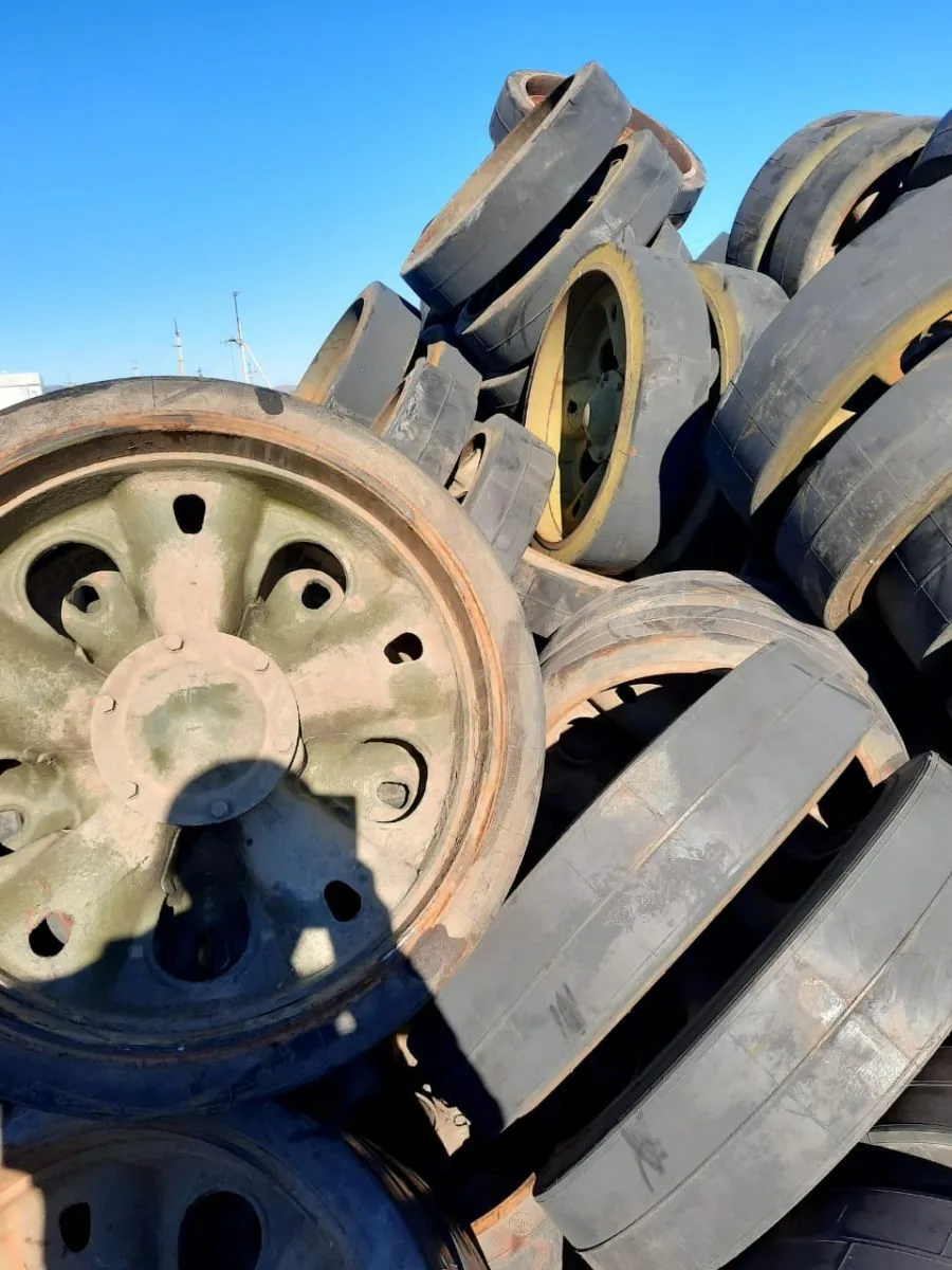T-55 ROADWHEELSAND TRACKS