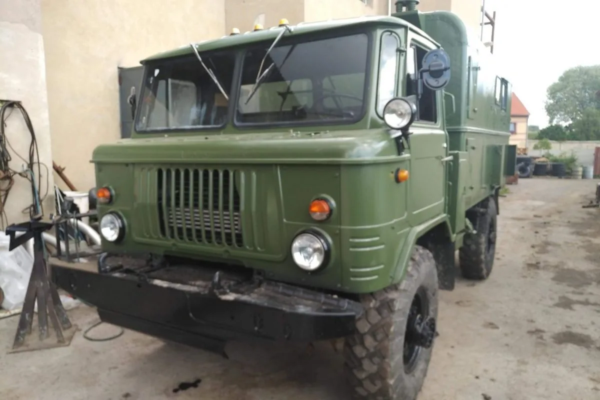 GAZ-66