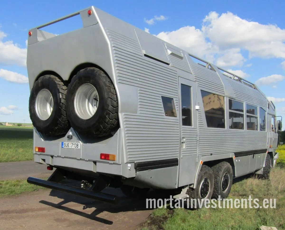 TATRA 815 SAFARIBUS 6X6
